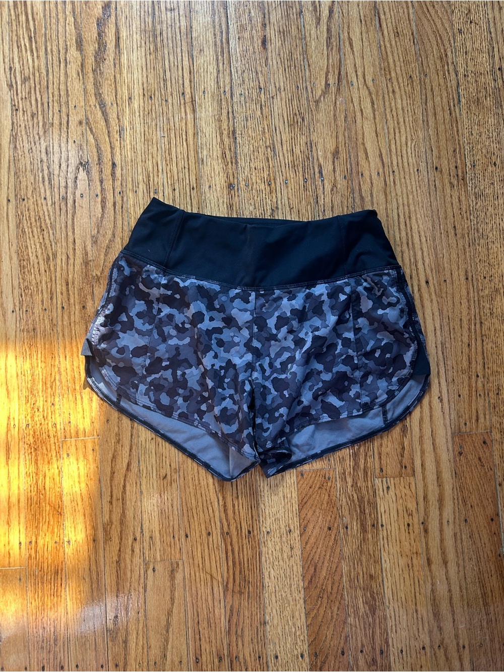 Athleta Women’s Running Free short Black Camo Running Shorts